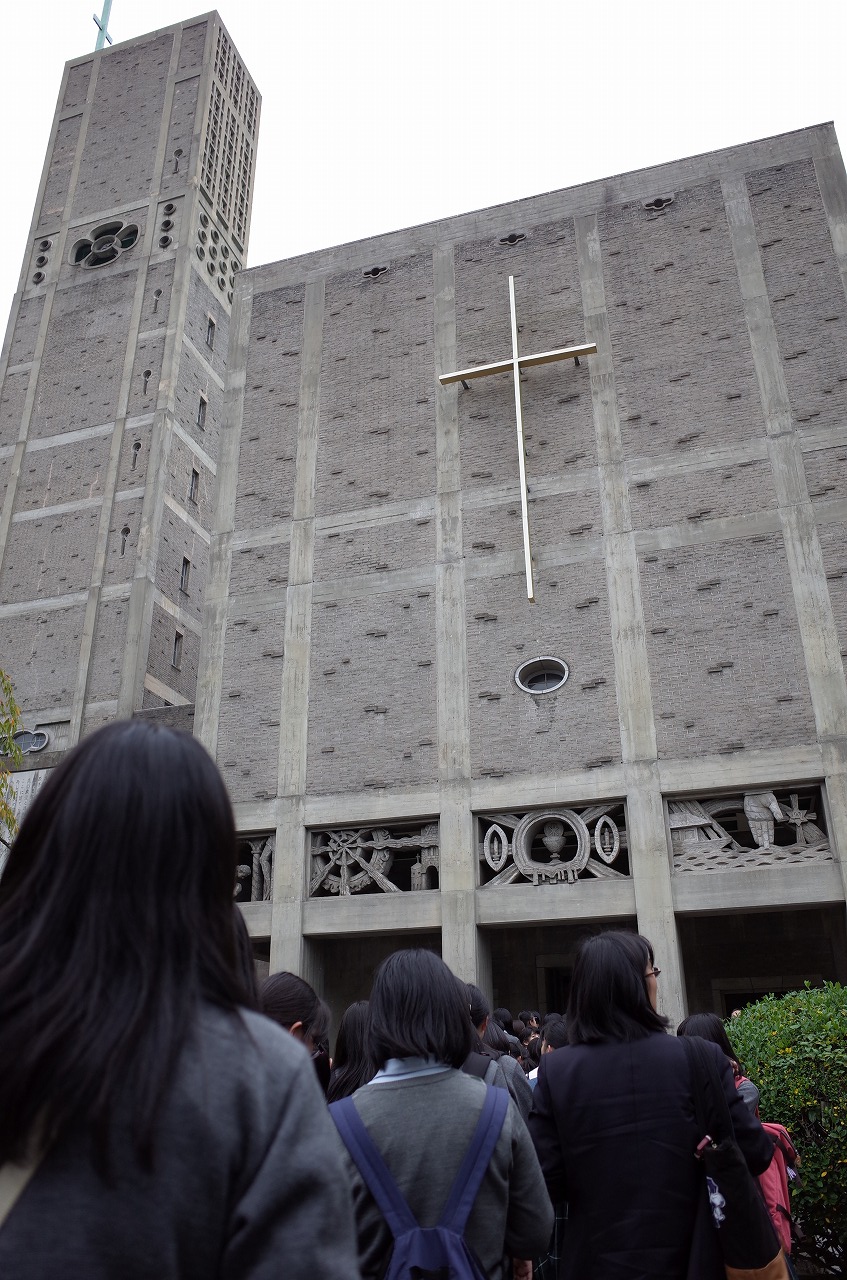 世界平和記念聖堂を見学しました。