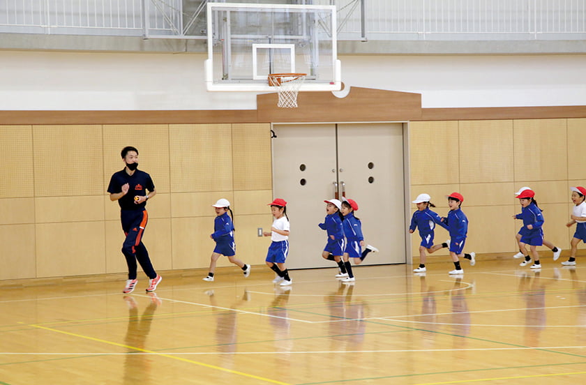 小学校・体育館