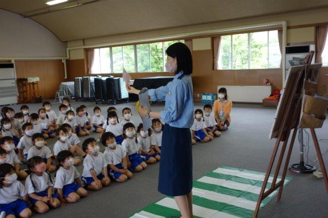 交通安全教室を開催しました